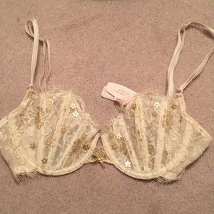NWT Victoria Secret Angels lace balconet bra 34c